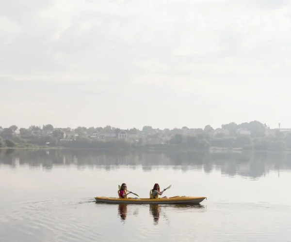 long-shot-females-rowing-kayak copy